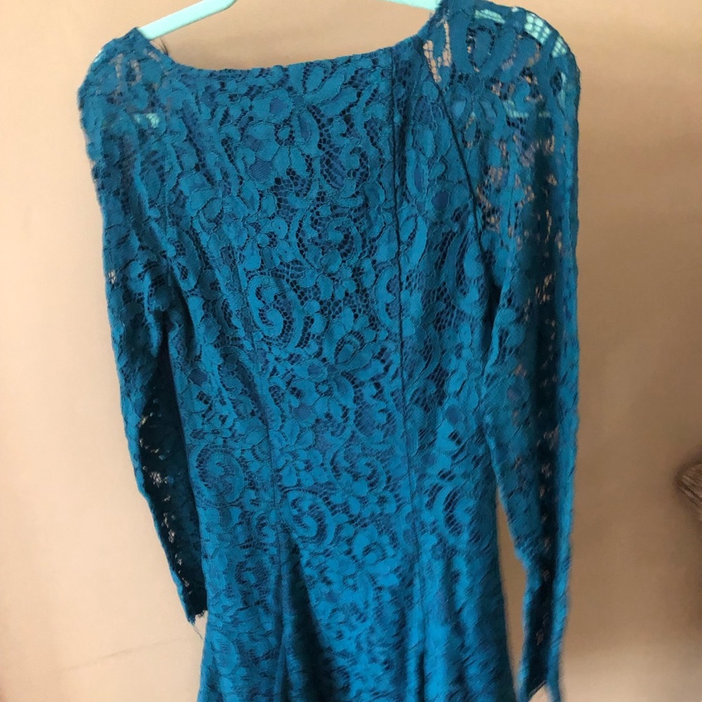 Dress - Picture 8 of 8